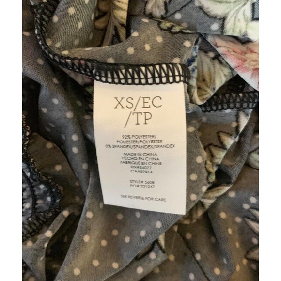 CABI Women's XS Extra Small Black Floral Runaround Romper Spring 2019 Style 5608 - Picture 11 of 12